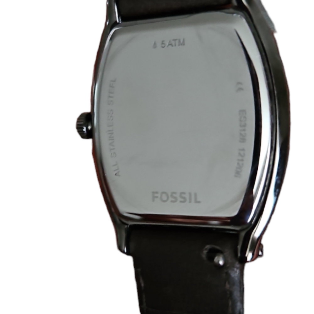 Fossil Watch - Picture 2 of 4